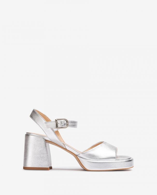 Sandales Unisa Femme en cuir métallisé à talon carré - Argent Sandales Unisa Femme en cuir métallisé à talon carré - Argent