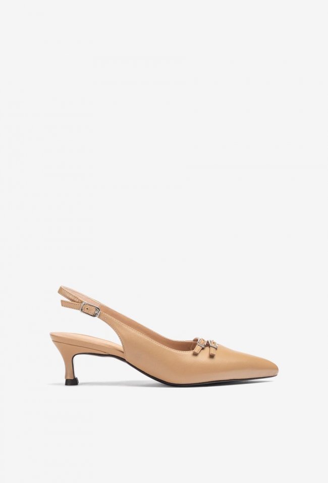 Escarpins à bride arrière et boucles Unisa pour femme - Avoine Escarpins à bride arrière et boucles Unisa pour femme - Avoine
