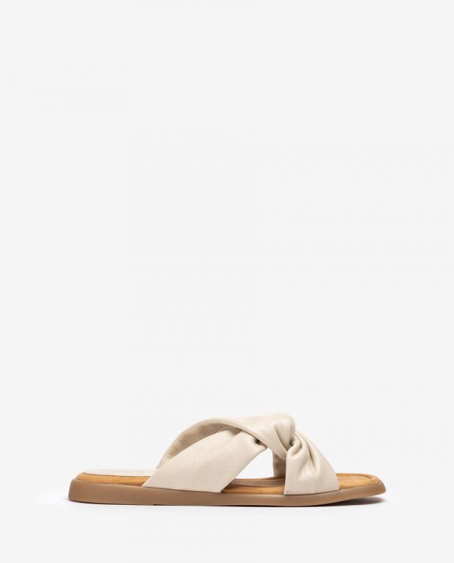 Sandales plates Unisa pour femme avec brides croisées - Blanc Sandales plates Unisa pour femme avec brides croisées - Blanc