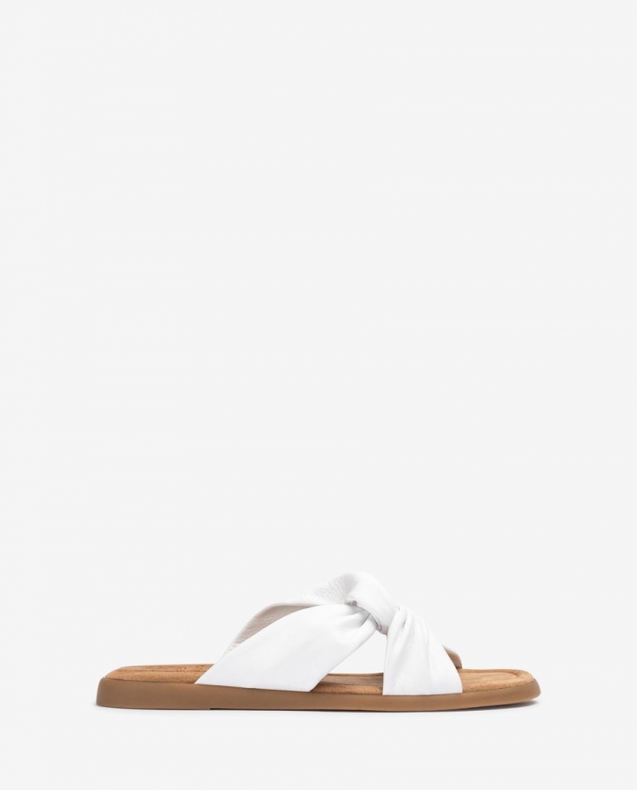 Sandales plates Unisa pour femme avec brides croisées - Blanc Sandales plates Unisa pour femme avec brides croisées - Blanc