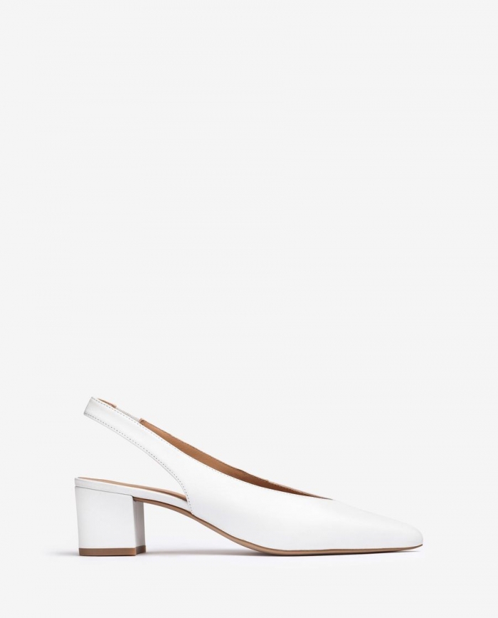 Espadrilles Unisa Femme à bout pointu avec bride arrière - Blanc Espadrilles Unisa Femme à bout pointu avec bride arrière - Blanc
