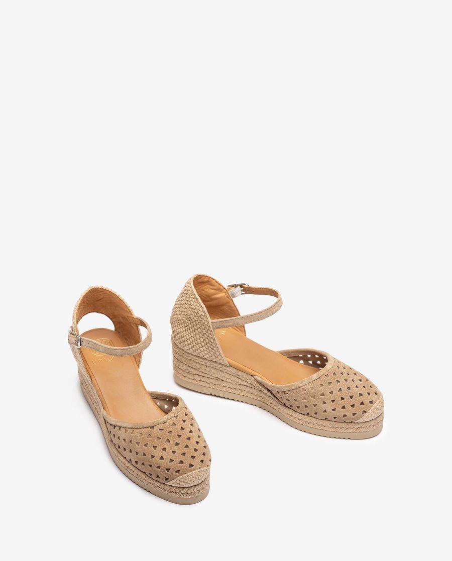 Espadrilles compensées basses perforées Unisa pour femme - Beige