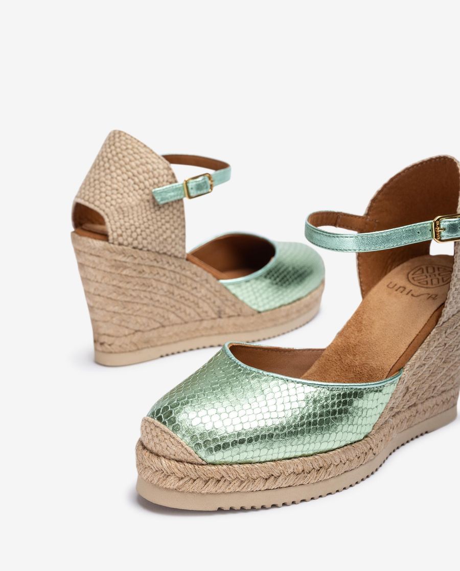 Espadrilles compensées hautes Unisa en cuir embossé Vert