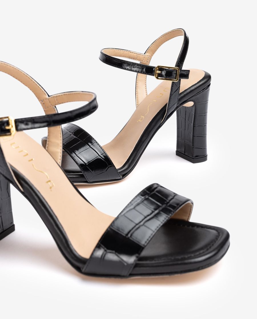 Sandales à semelles larges et talons compensés Unisa - Noir