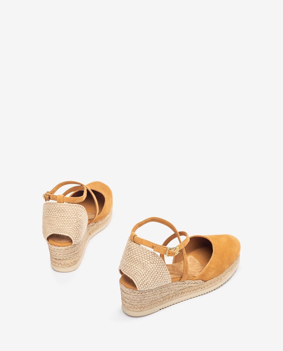 Espadrilles Unisa Femme en daim à brides croisées - Marron