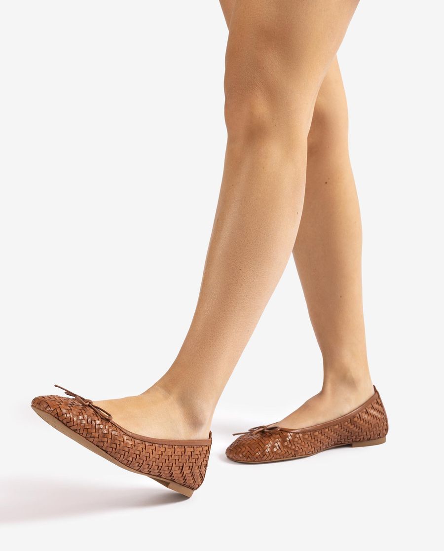 Ballerines en cuir tressé Unisa pour femme - Marron