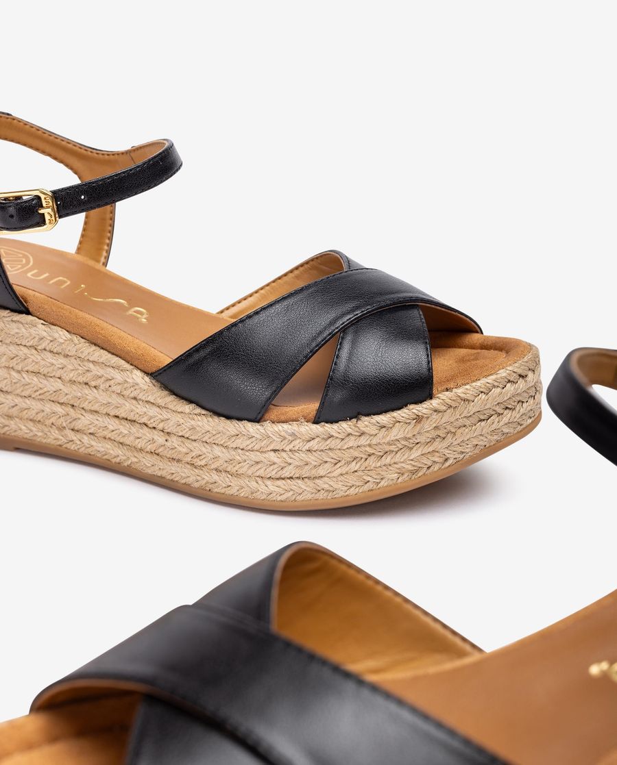 Sandale Unisa à brides croisées et raphia pour femme - Noir