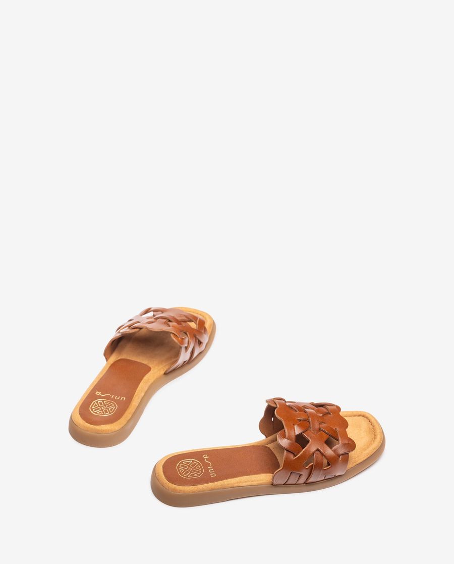 Sandales plates Unisa pour femme avec tige géométrique - Marron