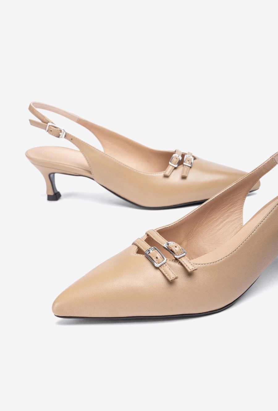 Escarpins à bride arrière et boucles Unisa pour femme - Avoine