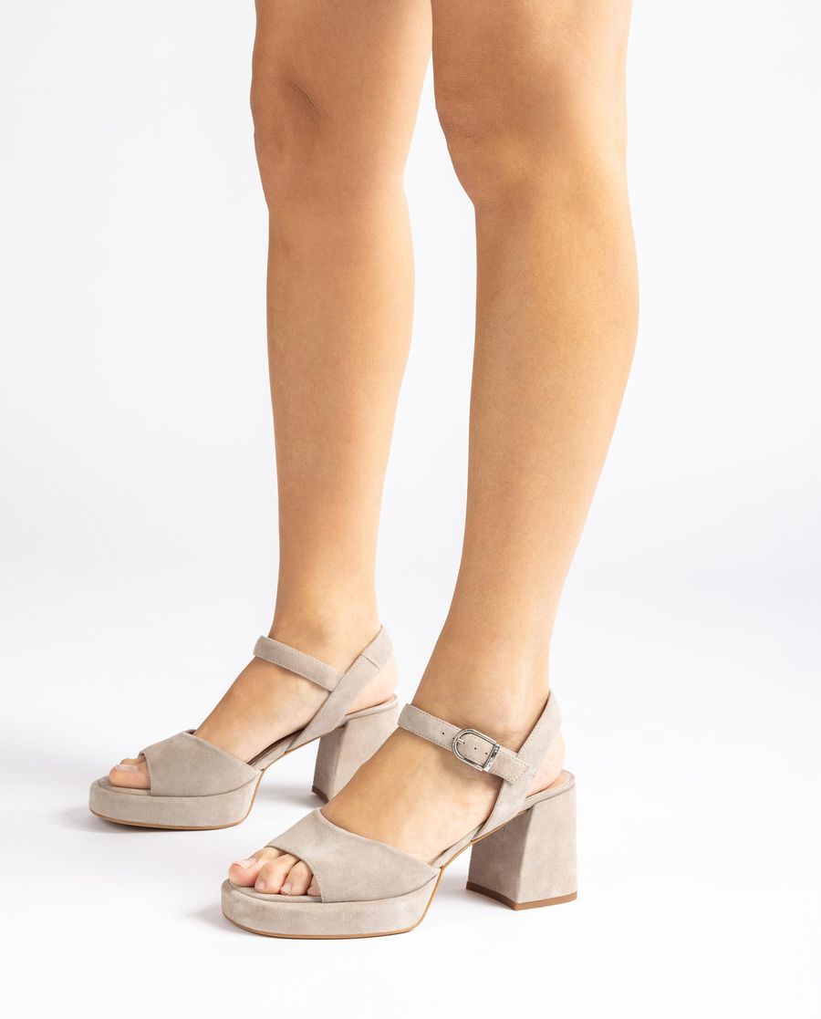 Sandales Unisa Femme en daim à talon carré - Beige