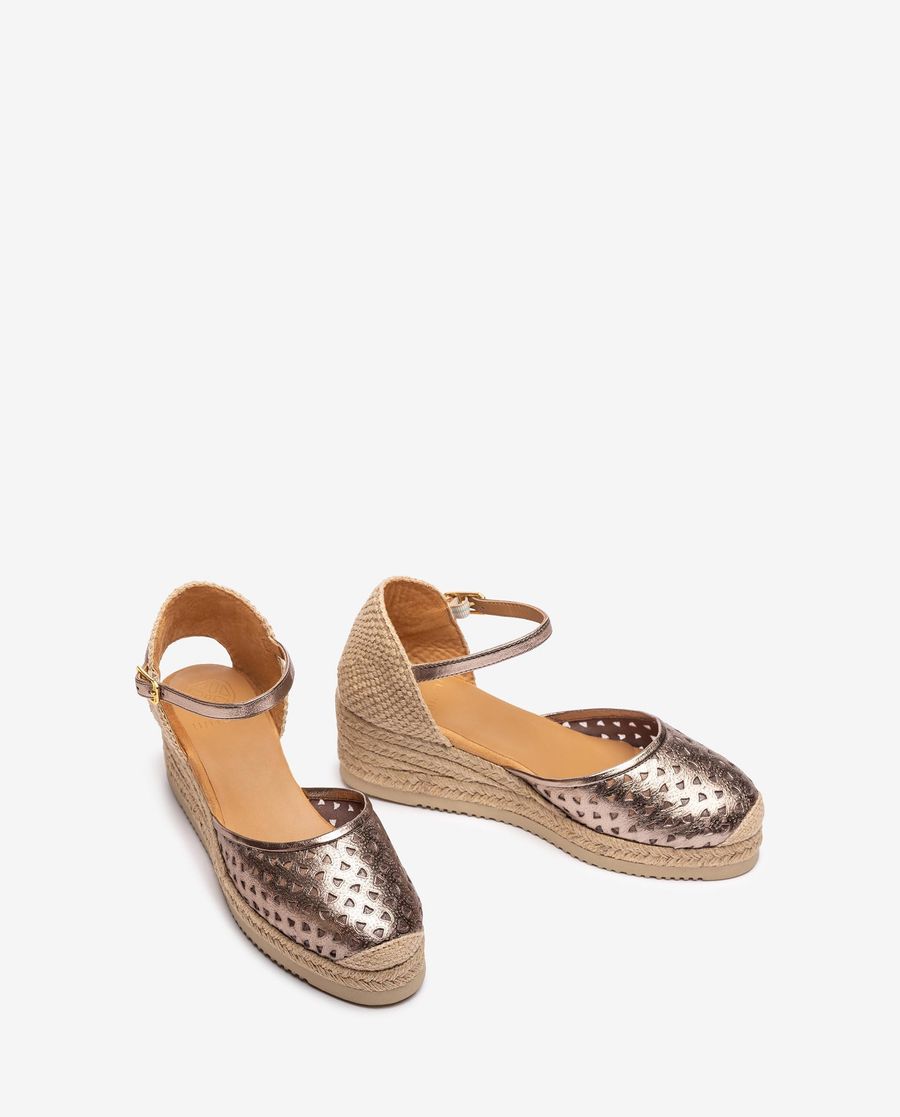 Espadrilles compensées basses Unisa avec détails perforés pour femme - Bronze