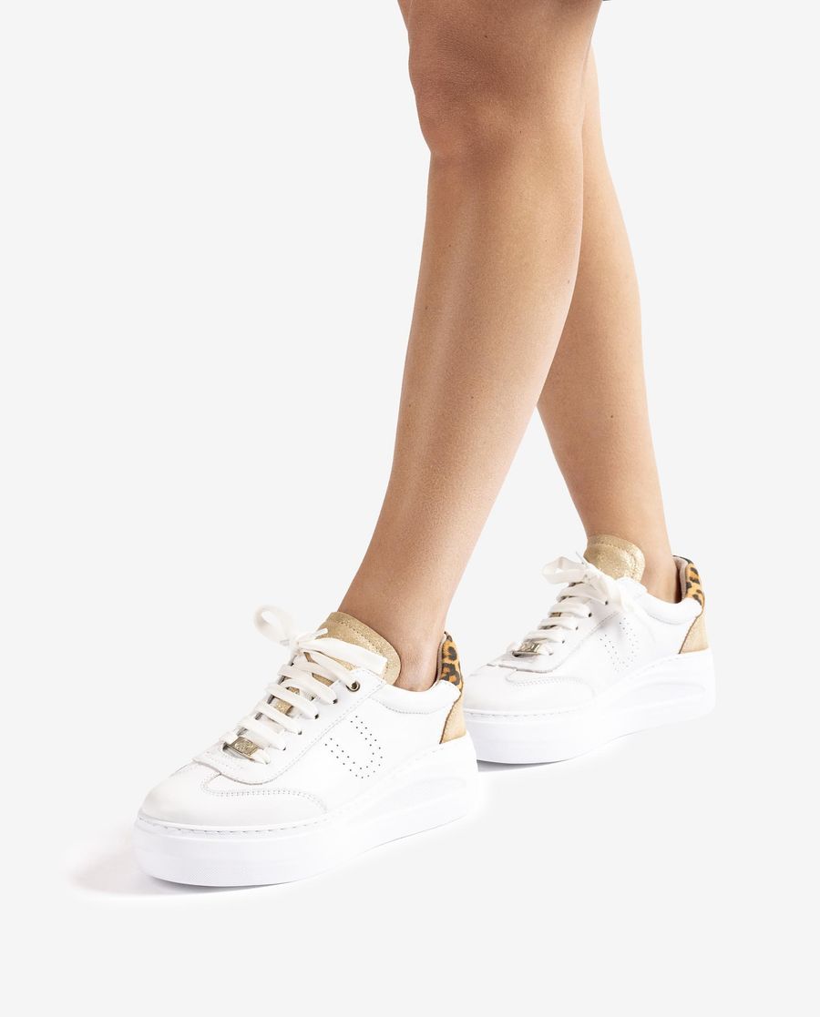 Chaussures de sport Unisa à semelles longues pour femme - Blanc