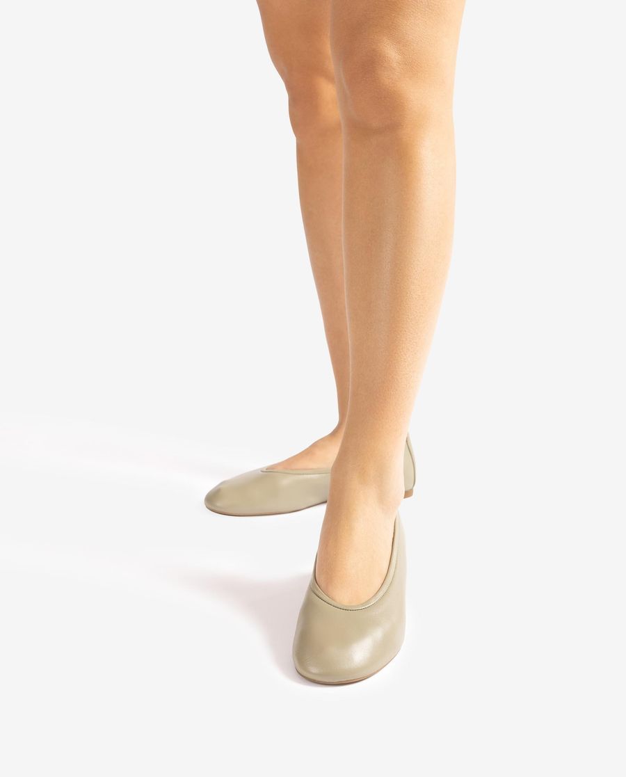 Ballerines à bout rond Unisa pour femme - Vert