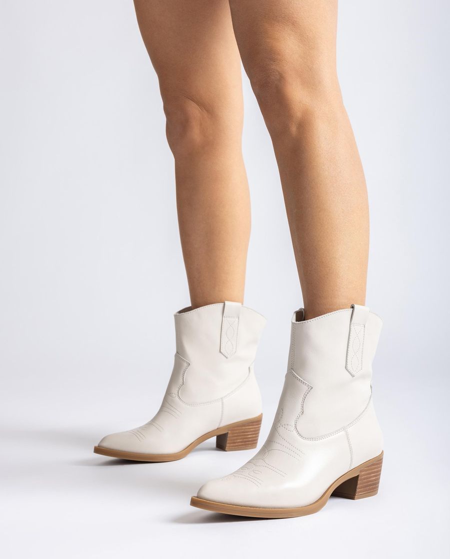 Bottines western Unisa avec coutures - Blanc
