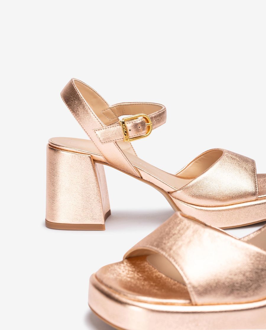 Cuir métallisé Unisa pour femme Sandale à talon carré - Rose
