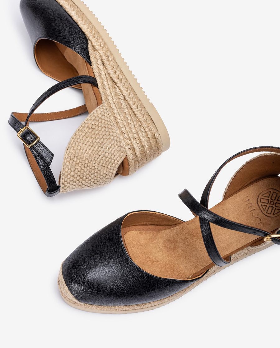Espadrilles Unisa en cuir à brides croisées - Noir