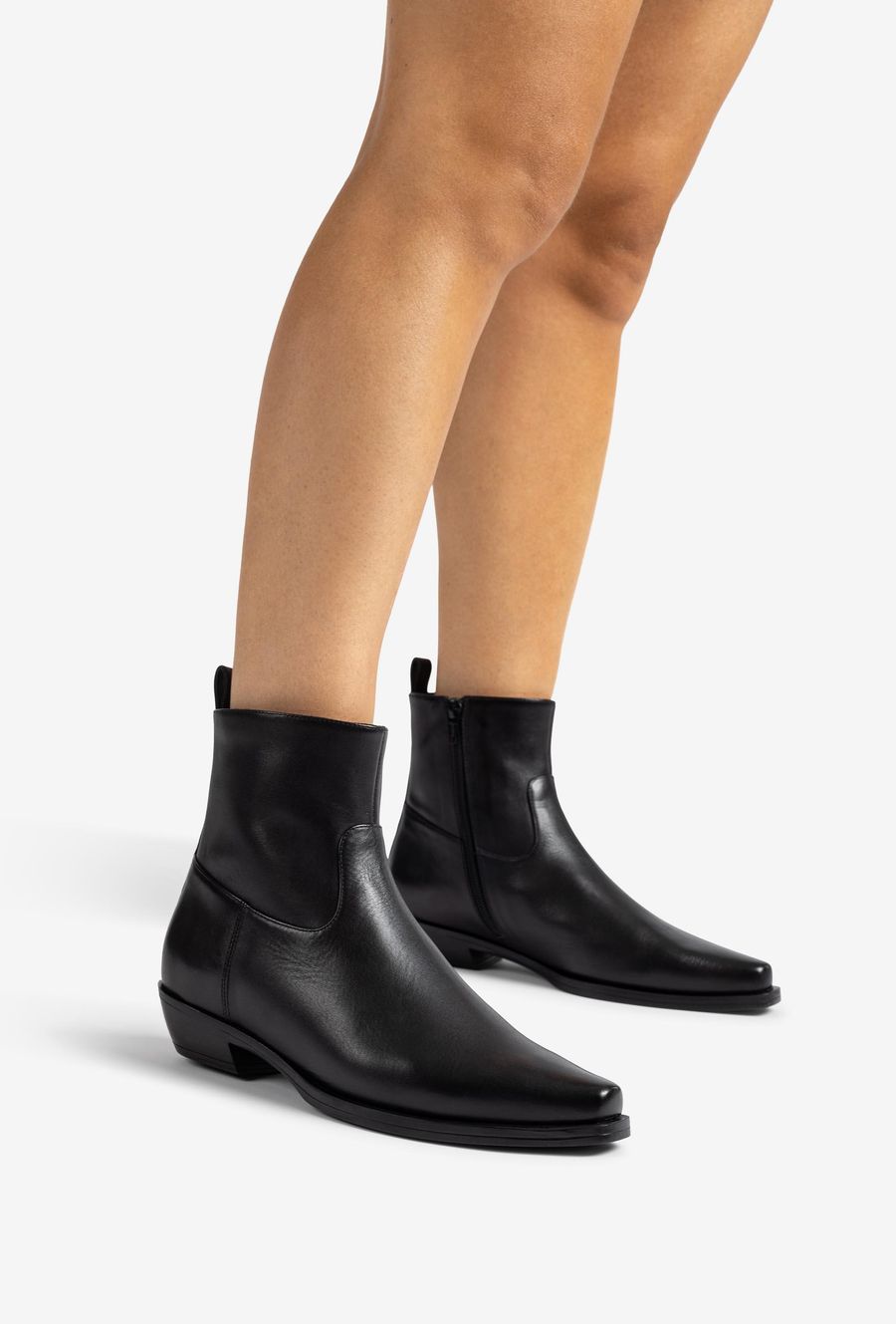 Unisa Bottines plates style cowboy pour femme - Noir