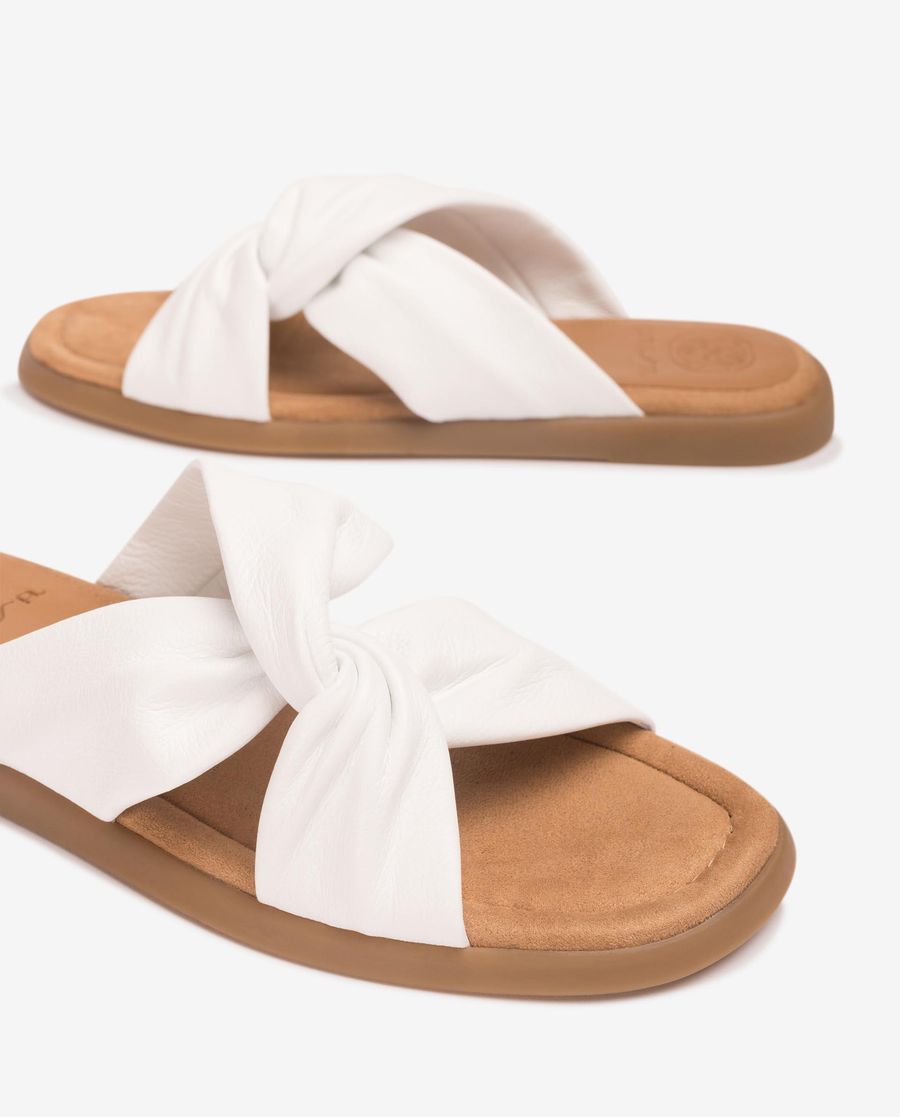 Sandales plates Unisa pour femme avec brides croisées - Blanc