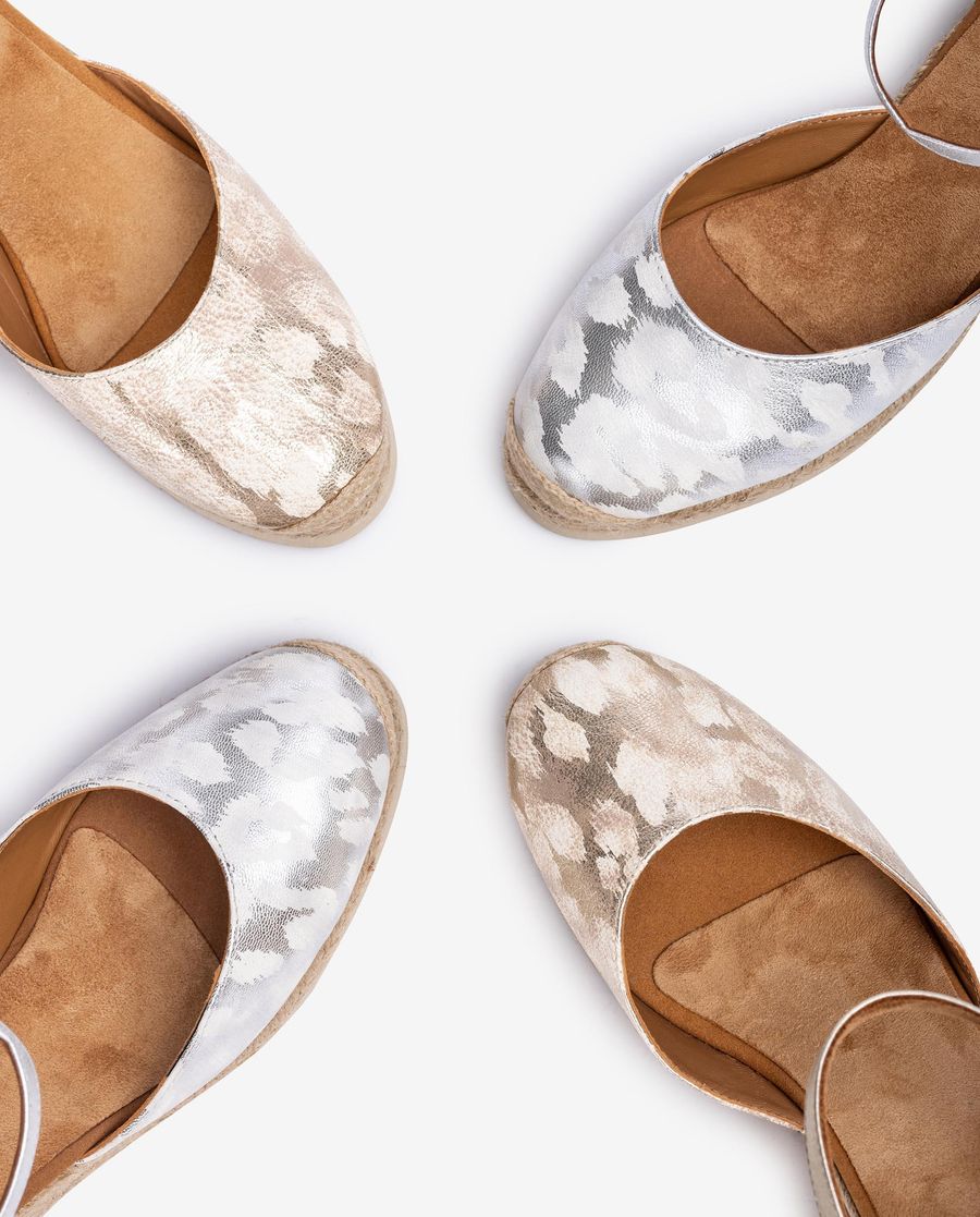 Espadrilles à talon en cuir imprimé Unisa Femme - Doré