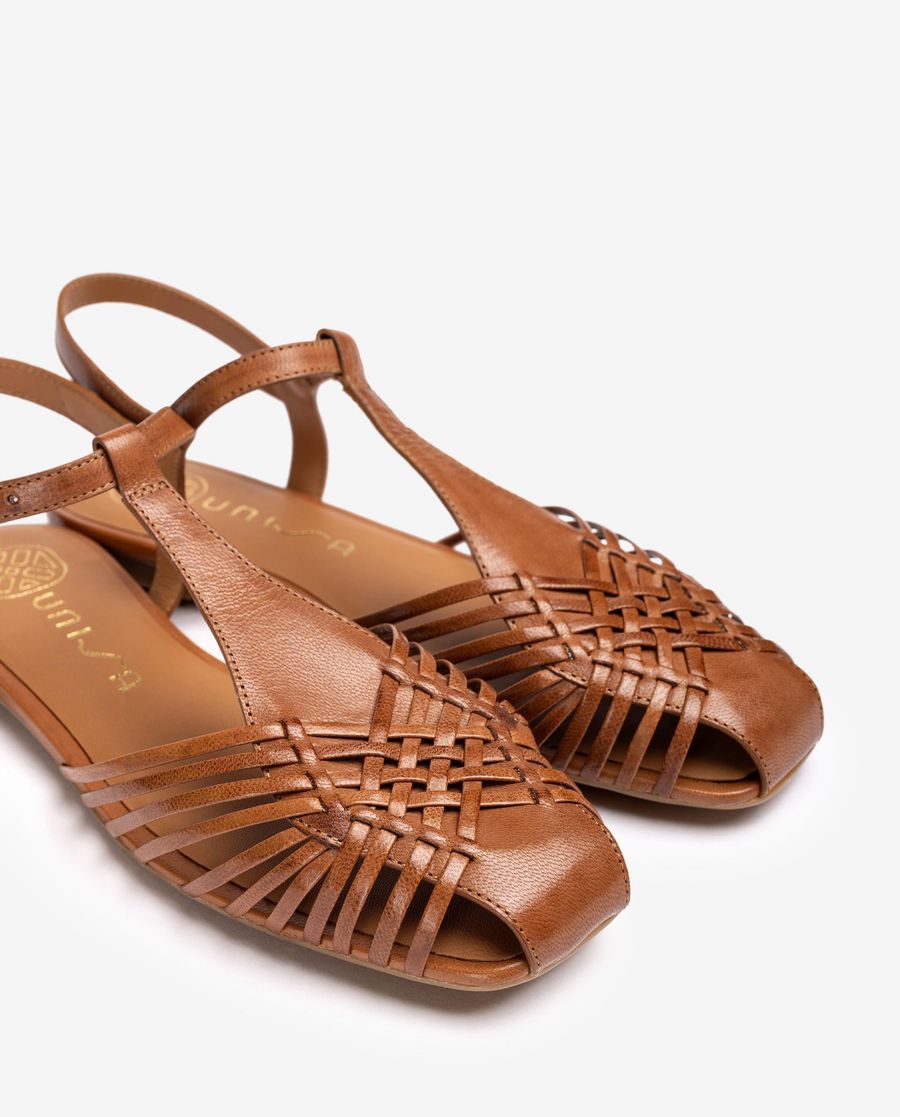 Sabots en cuir Unisa pour femme - Marron