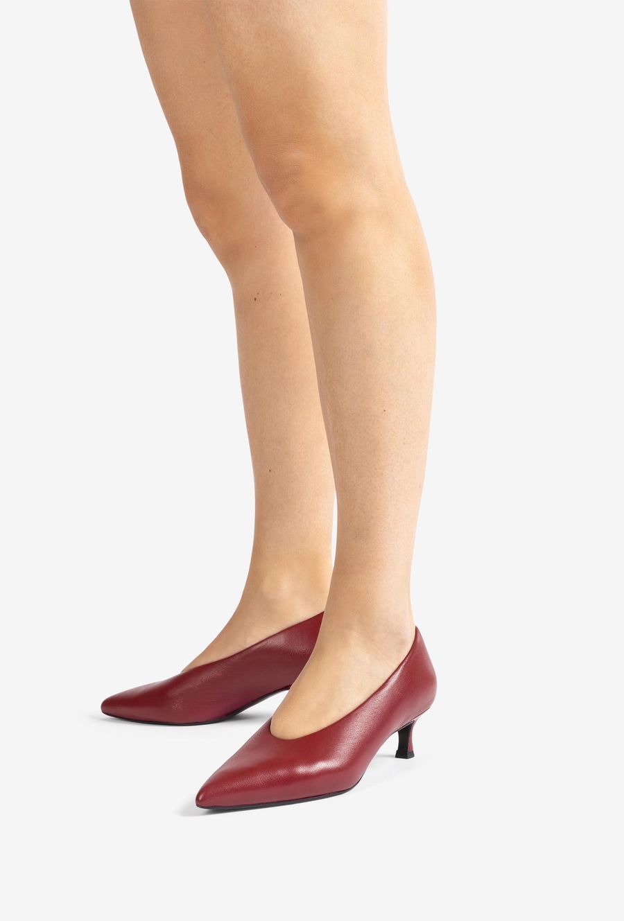 Escarpins à bout pointu et décolleté fermé Unisa pour femme - Rouge