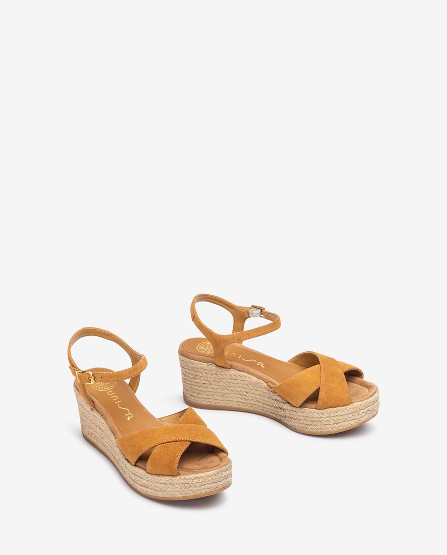Sandales à brides croisées et raphia Unisa pour femme - Marron